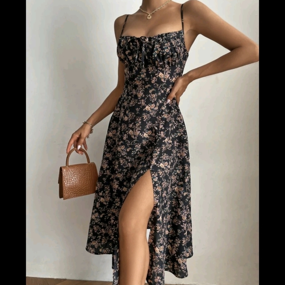 Flowy Floral Midi Dress